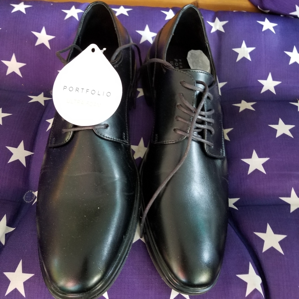 Perry Ellis dress shoes